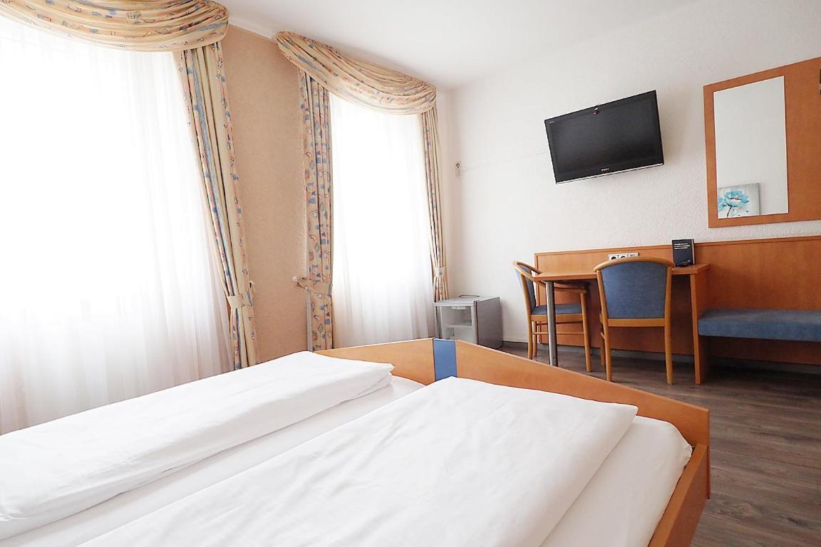 Hotel Europa - Restaurant Rüsselsheim Εξωτερικό φωτογραφία